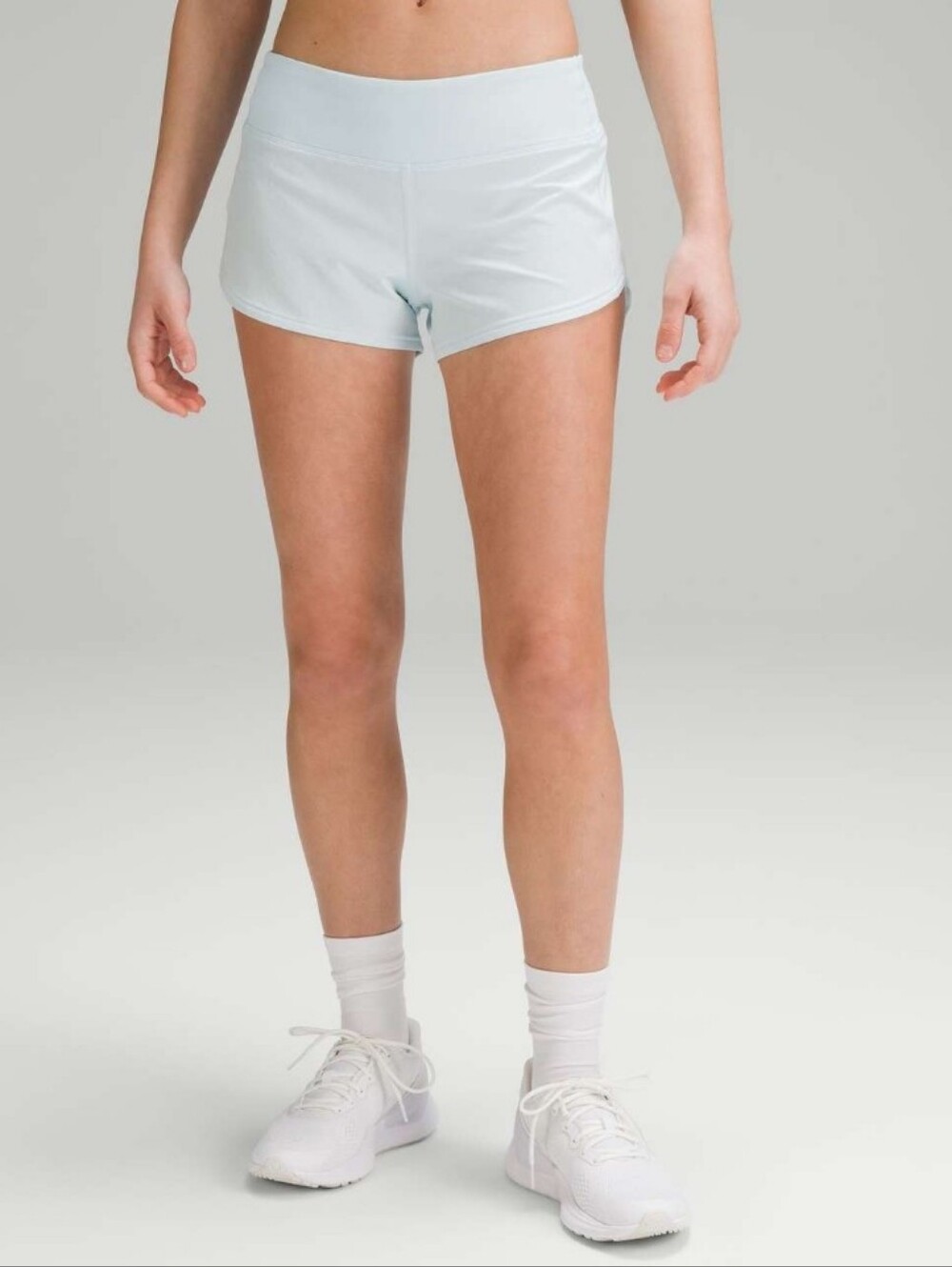 Lululemon Speed Up Low-Rise Lined Short 2.5" Light Blue Size 10